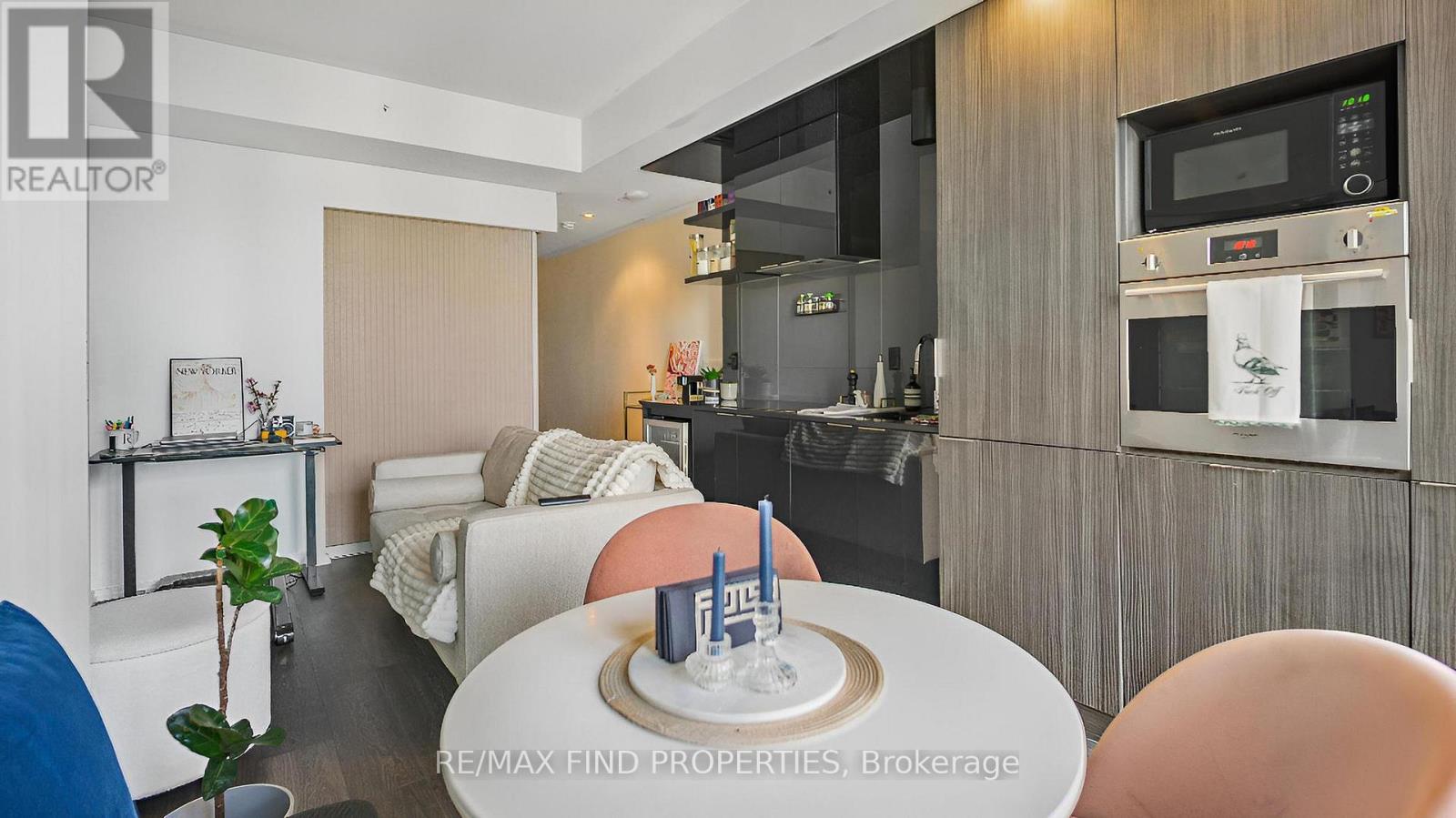 3814 - 70 Temperance Street, Toronto, Ontario  M5H 4E8 - Photo 15 - C12467797