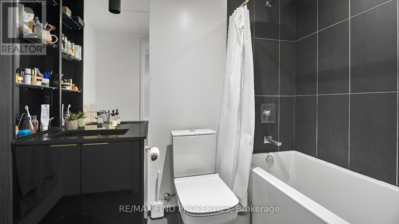 3814 - 70 Temperance Street, Toronto, Ontario  M5H 4E8 - Photo 22 - C12467797