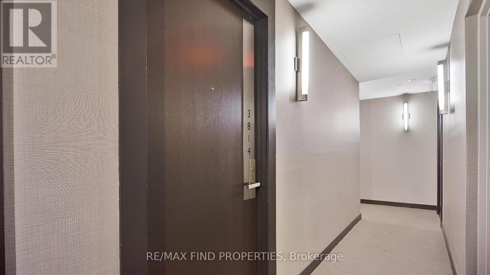 3814 - 70 Temperance Street, Toronto, Ontario  M5H 4E8 - Photo 3 - C12467797