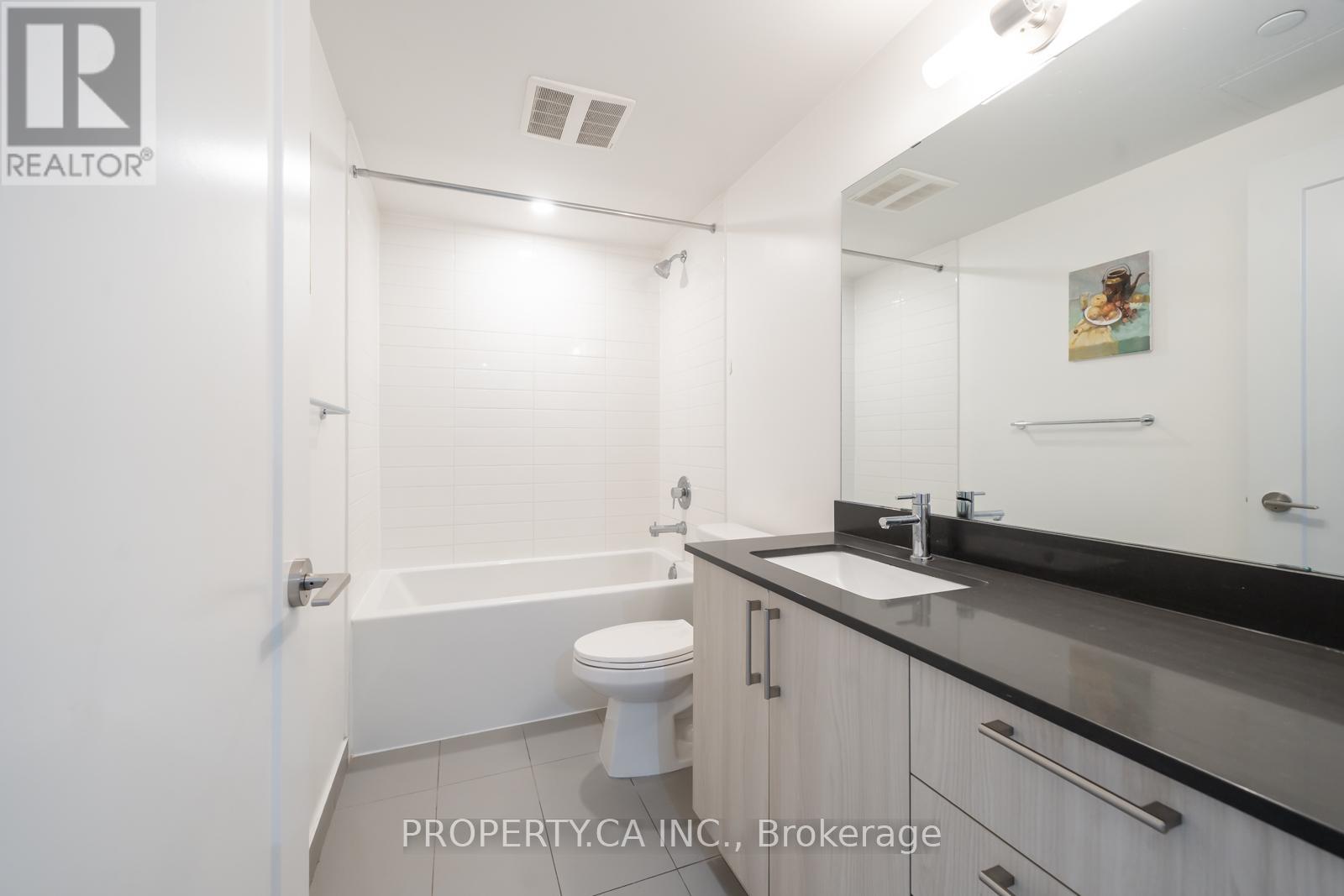 621e - 576 Front Street W, Toronto, Ontario  M5V 1C1 - Photo 18 - C12467809