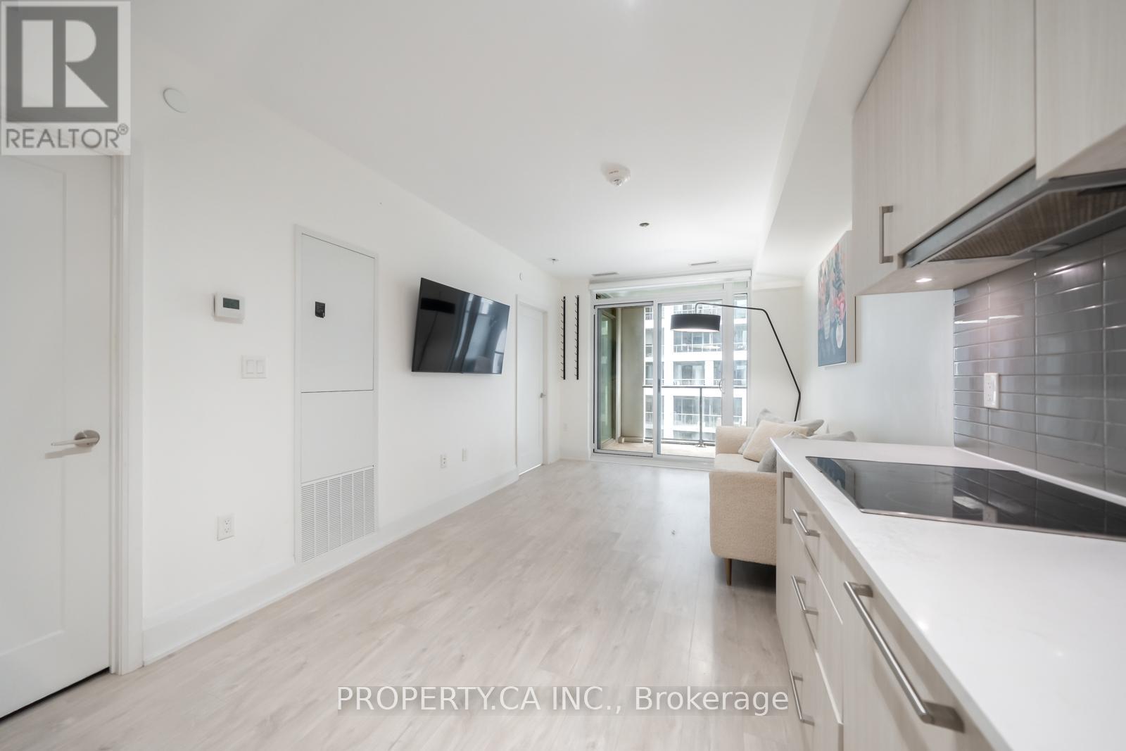621e - 576 Front Street W, Toronto, Ontario  M5V 1C1 - Photo 5 - C12467809