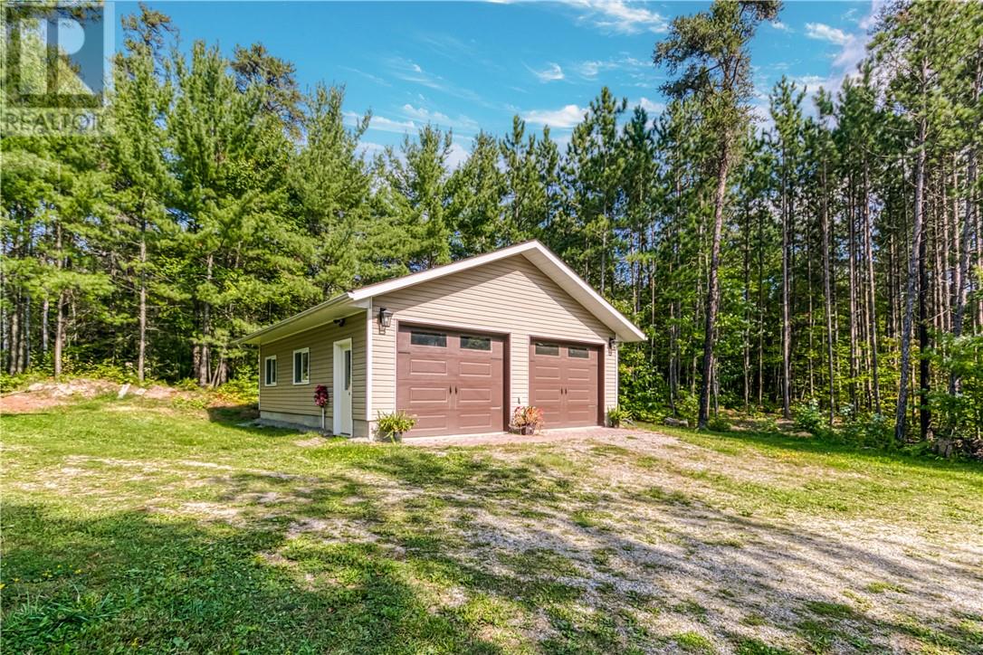 43 Club Road, Worthington, Ontario  P0M 3H0 - Photo 11 - 2125271