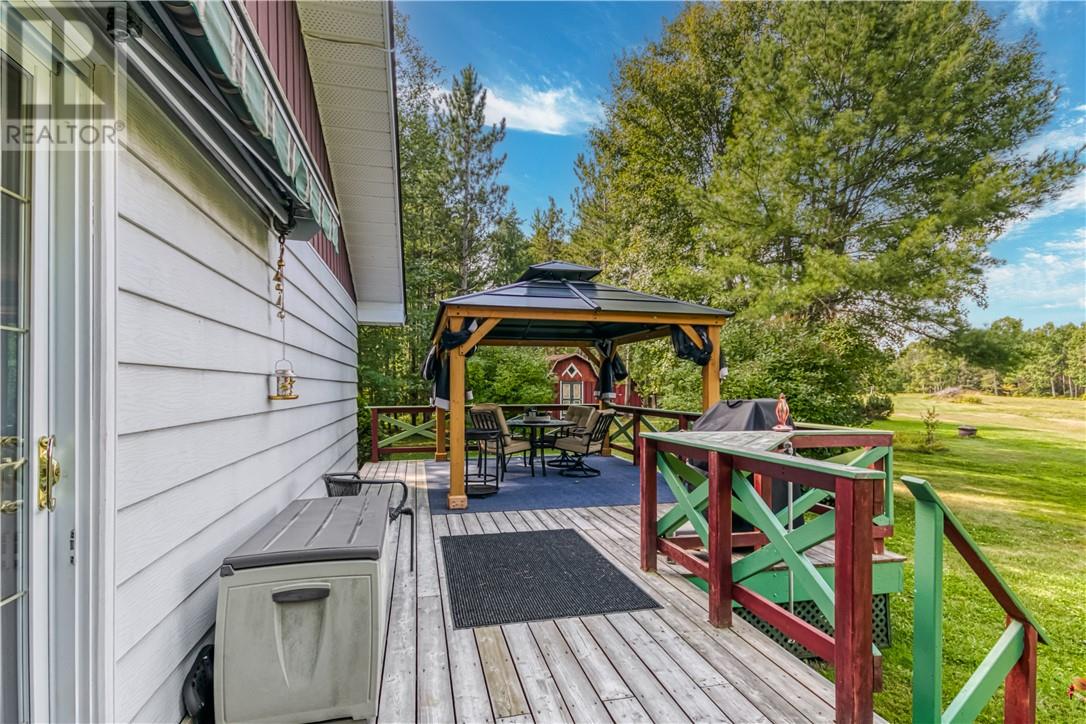 43 Club Road, Worthington, Ontario  P0M 3H0 - Photo 6 - 2125271