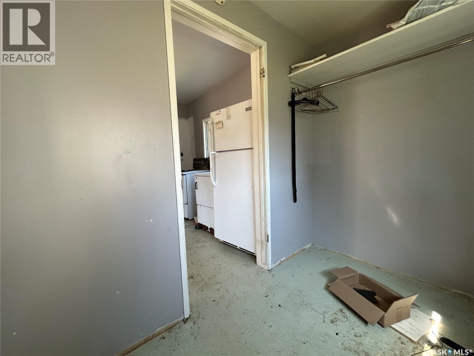 1122 Iroquois Street W, Moose Jaw, Saskatchewan  S6H 5B9 - Photo 10 - SK021026