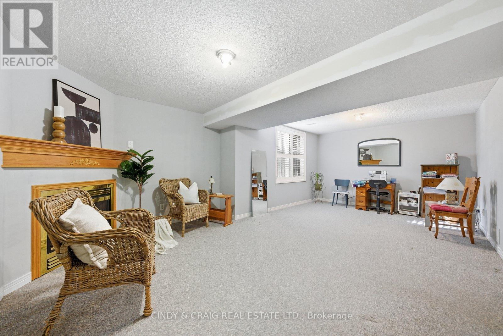 318 Sandringham Drive, Clarington, Ontario  L1E 3A7 - Photo 9 - E12467716