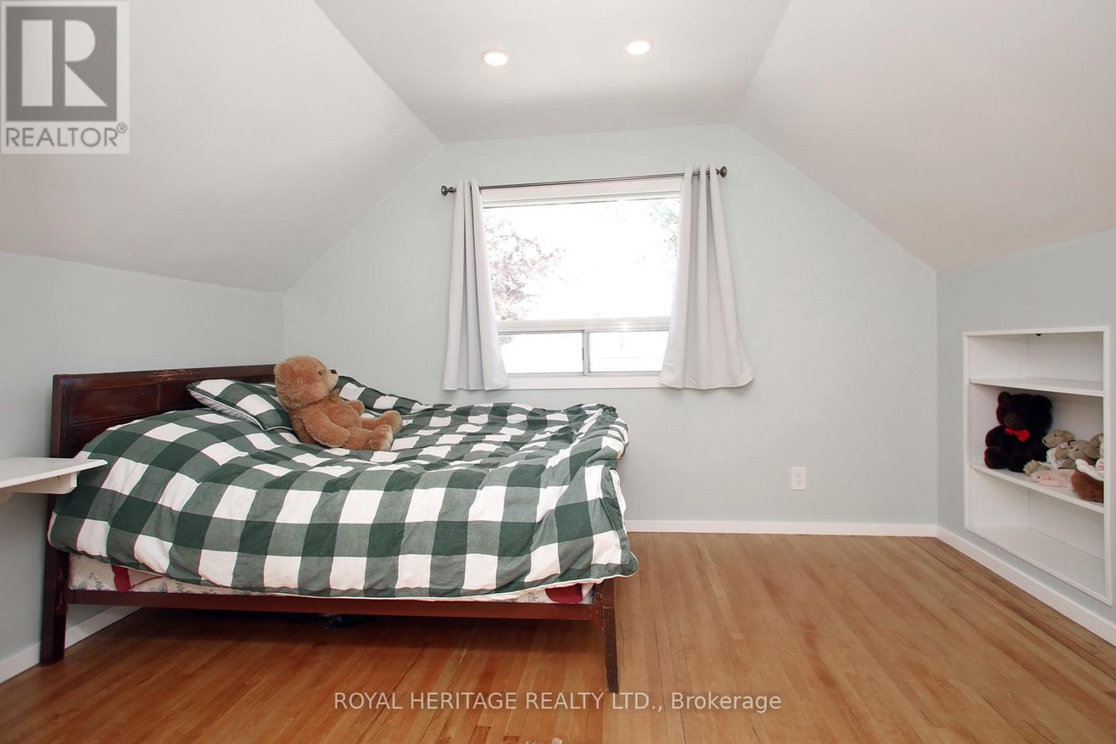 16 Burcher Road, Ajax, Ontario  L1S 2P7 - Photo 17 - E12467745