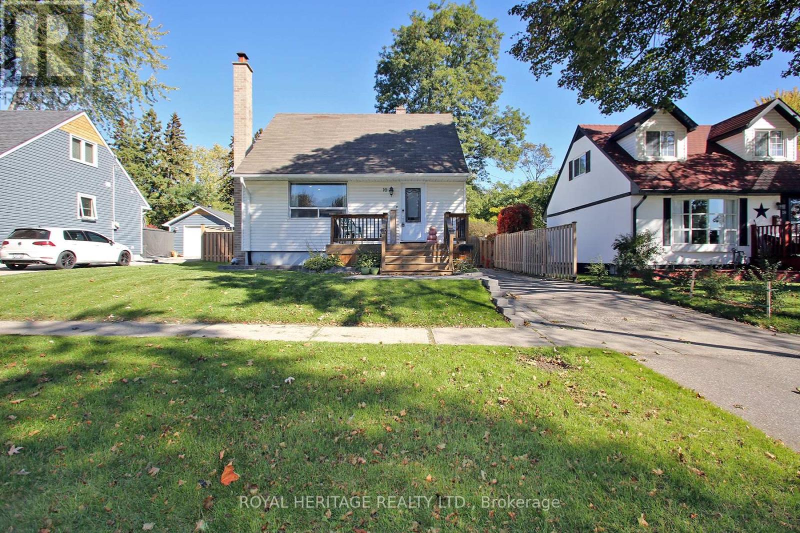 16 Burcher Road, Ajax, Ontario  L1S 2P7 - Photo 2 - E12467745
