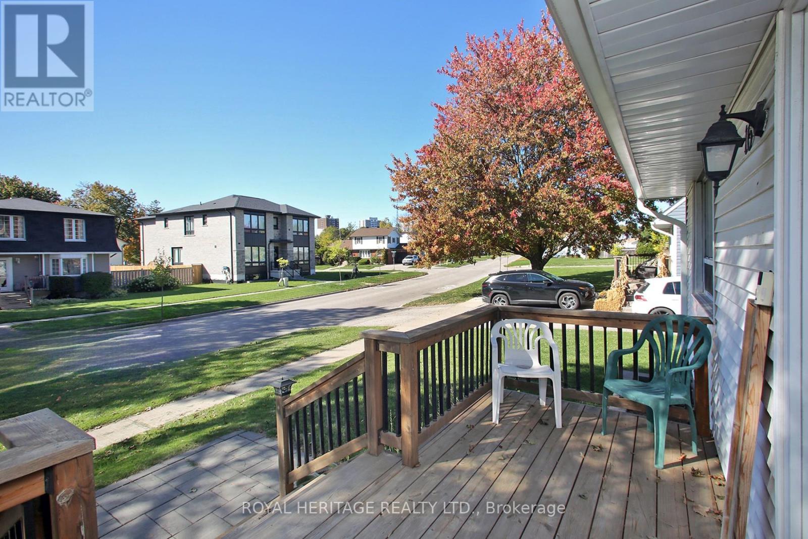 16 Burcher Road, Ajax, Ontario  L1S 2P7 - Photo 4 - E12467745