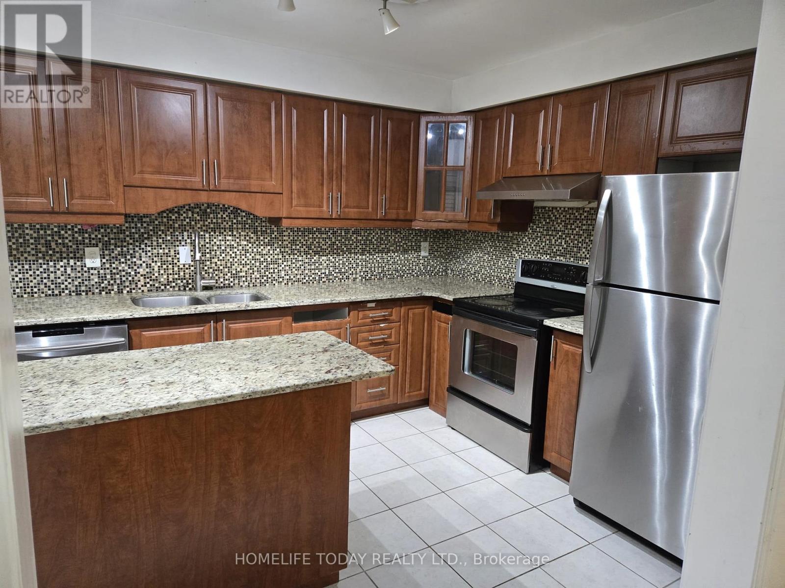 (Main) - 27 Trumpeter Street, Toronto, Ontario  M1B 6J5 - Photo 5 - E12467766