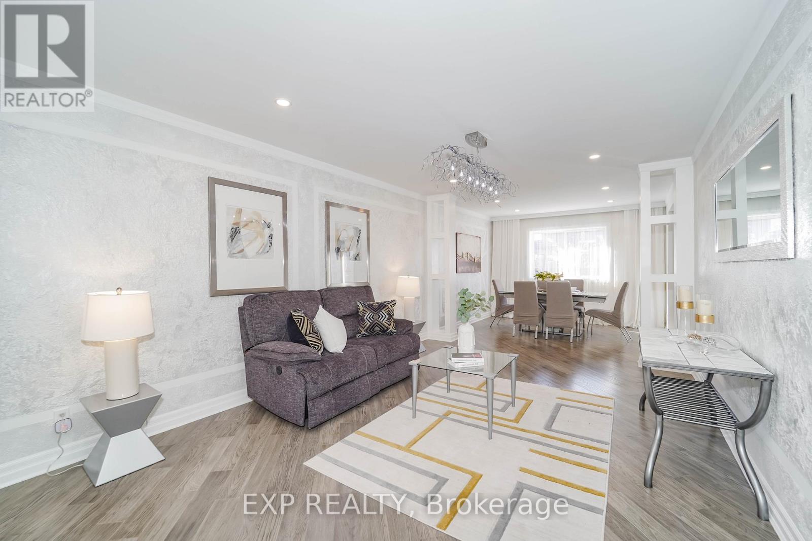 69 Mullen Drive, Ajax, Ontario  L1T 2B2 - Photo 4 - E12467794