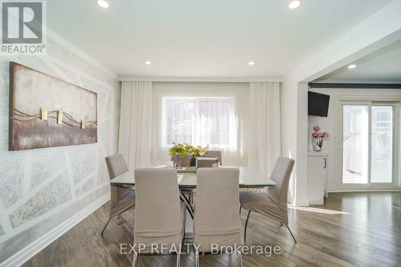 69 Mullen Drive, Ajax, Ontario  L1T 2B2 - Photo 7 - E12467794