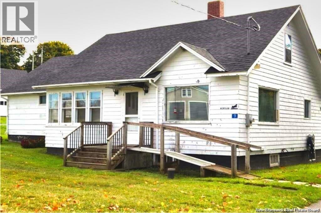 9 Cooks Point Road, Wilsons Beach, New Brunswick  E5E 1V3 - Photo 1 - NB128729