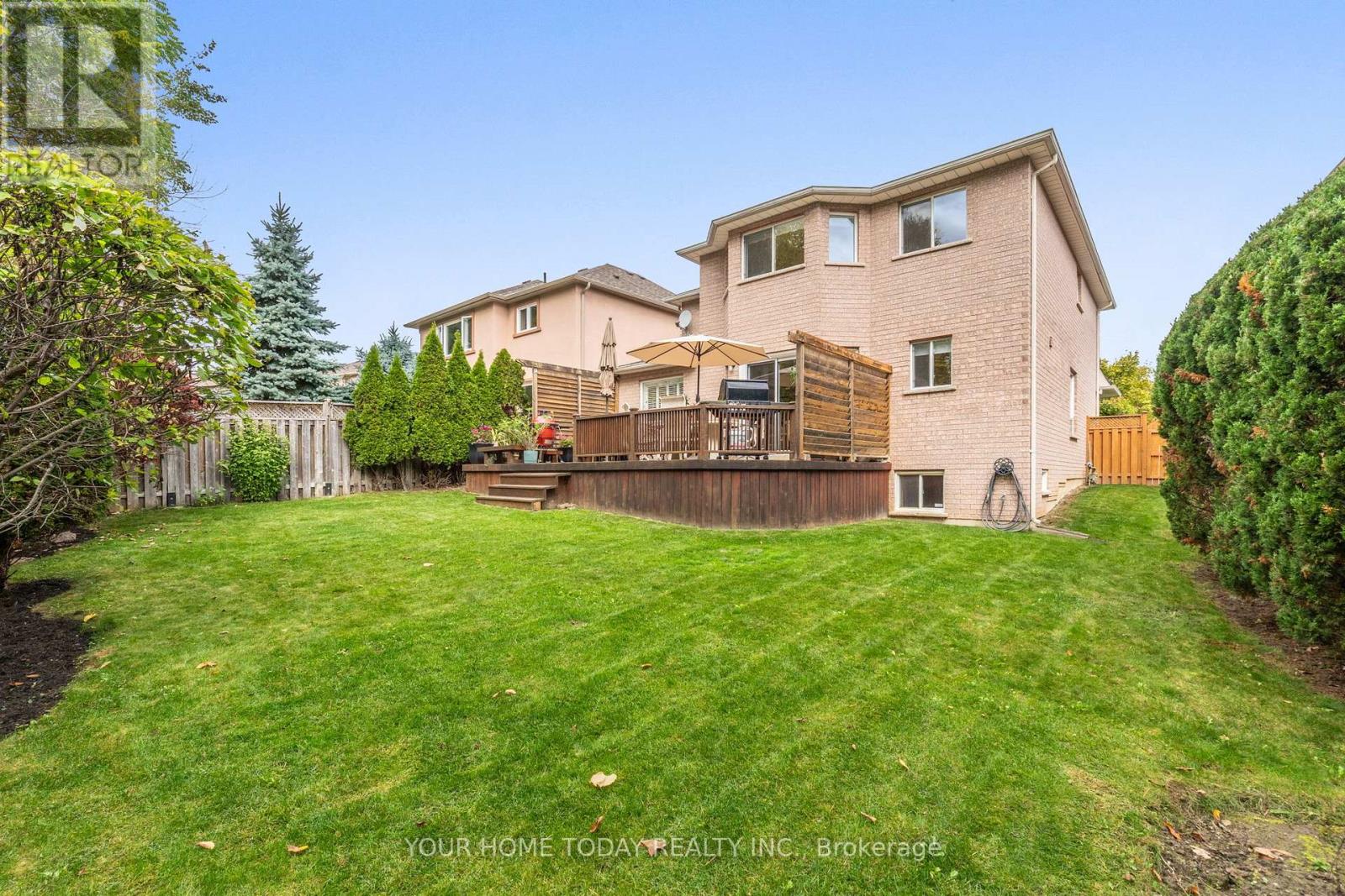 114 Russell Street, Halton Hills, Ontario  L7G 5Z1 - Photo 43 - W12465533