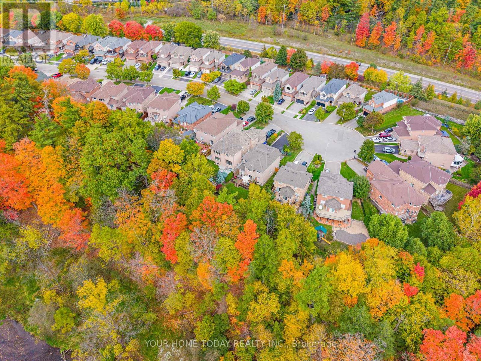 114 Russell Street, Halton Hills, Ontario  L7G 5Z1 - Photo 47 - W12465533