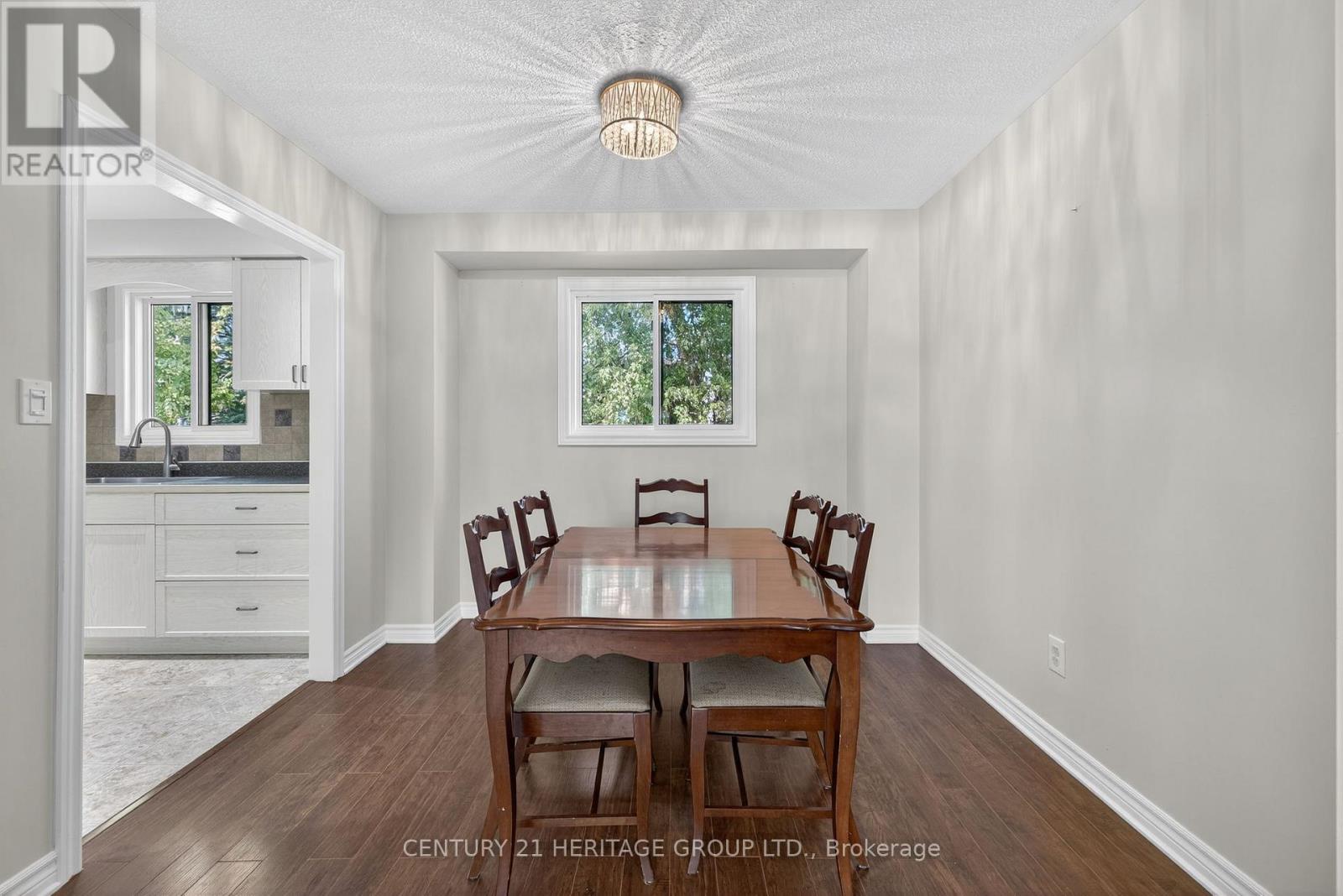 32 Northgate Drive, Bradford West Gwillimbury, Ontario  L3Z 2H5 - Photo 11 - N12467645