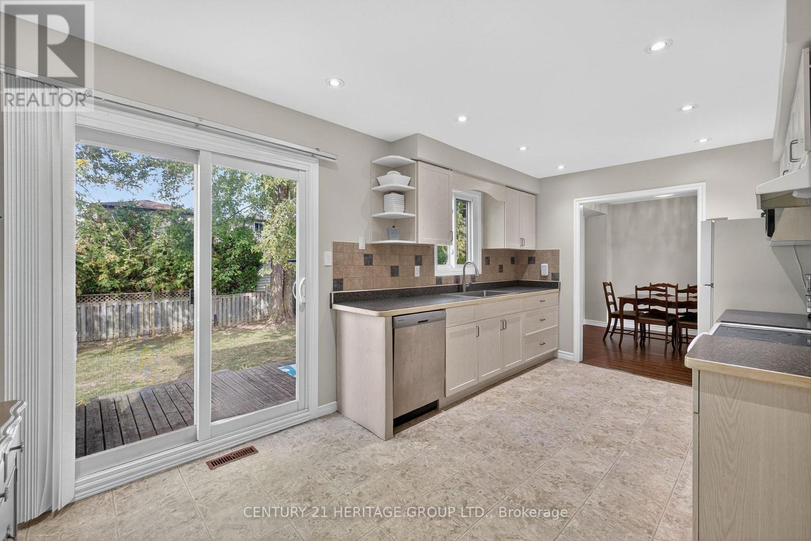 32 Northgate Drive, Bradford West Gwillimbury, Ontario  L3Z 2H5 - Photo 14 - N12467645