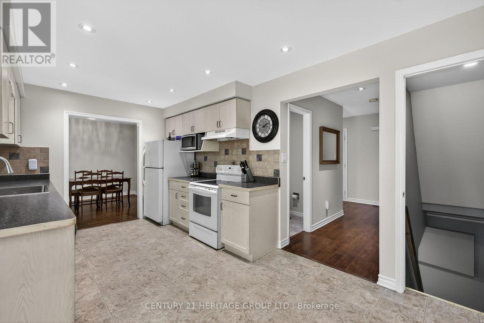 32 Northgate Drive, Bradford West Gwillimbury, Ontario  L3Z 2H5 - Photo 16 - N12467645