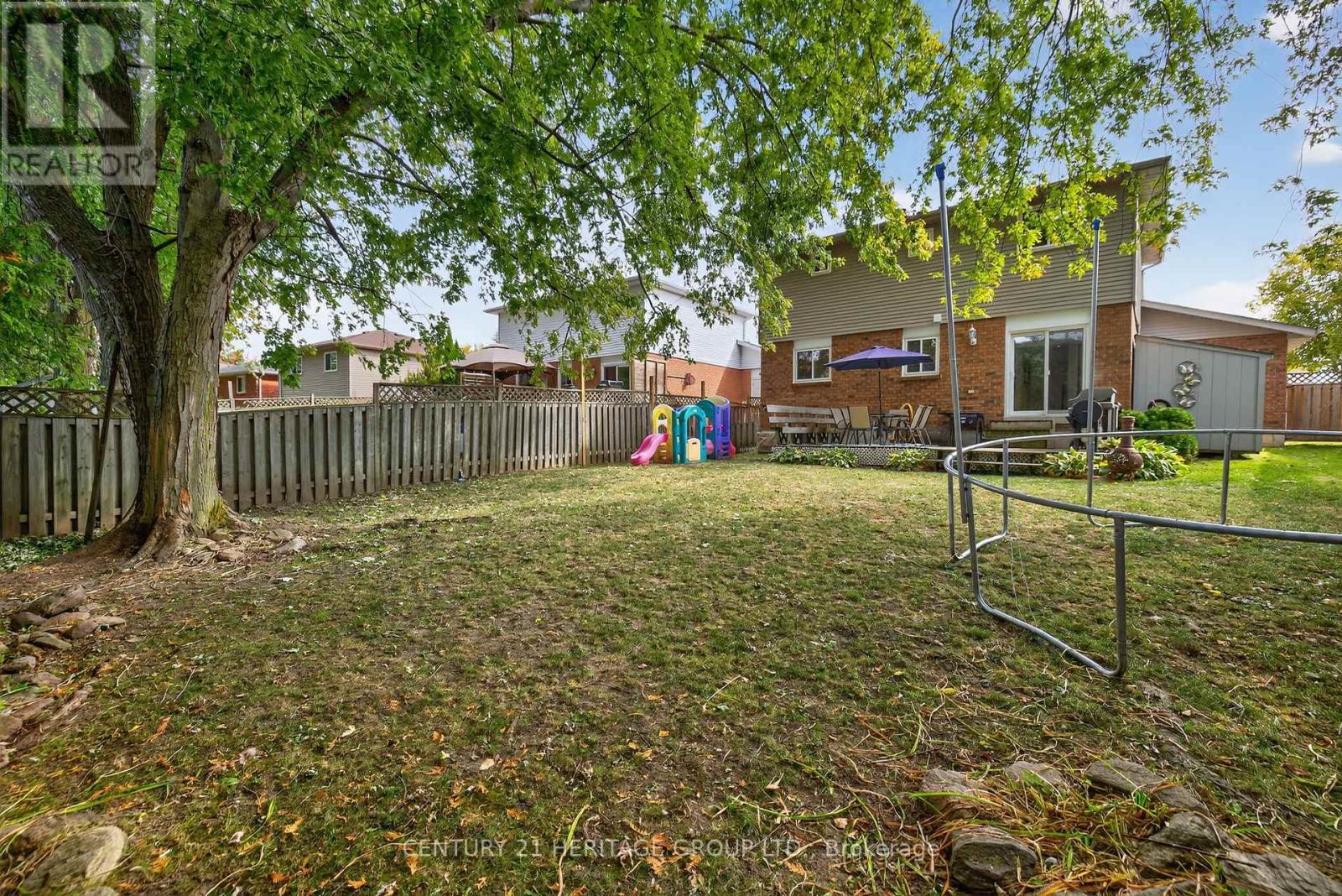 32 Northgate Drive, Bradford West Gwillimbury, Ontario  L3Z 2H5 - Photo 43 - N12467645