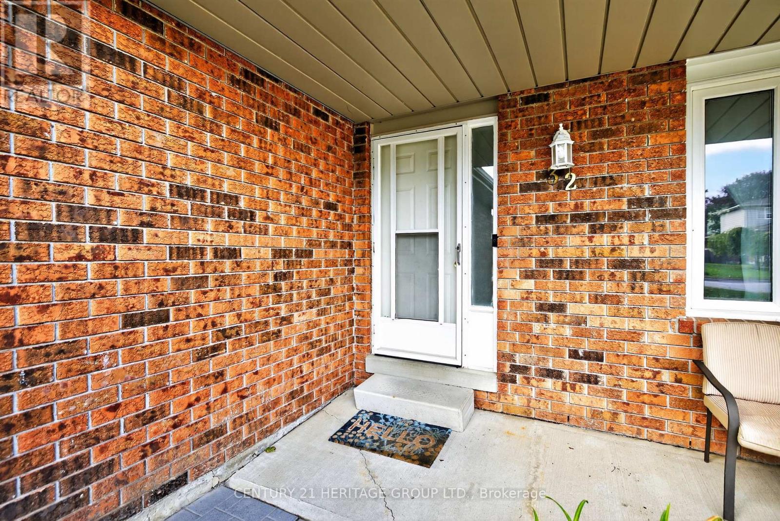 32 Northgate Drive, Bradford West Gwillimbury, Ontario  L3Z 2H5 - Photo 5 - N12467645