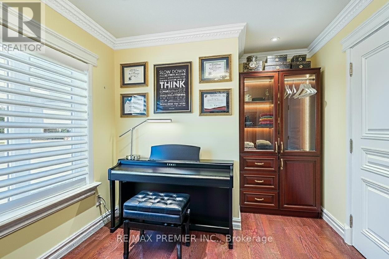 111 Arista Gate, Vaughan, Ontario  L4L 9H7 - Photo 33 - N12467670