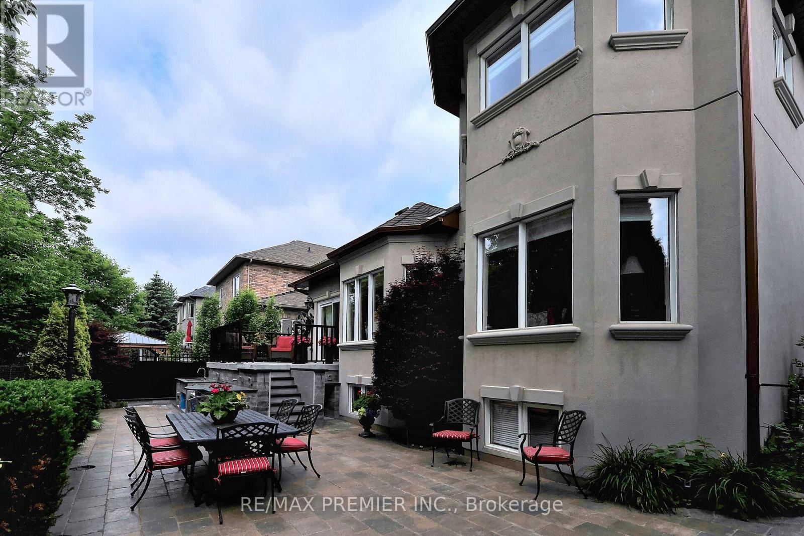 111 Arista Gate, Vaughan, Ontario  L4L 9H7 - Photo 39 - N12467670