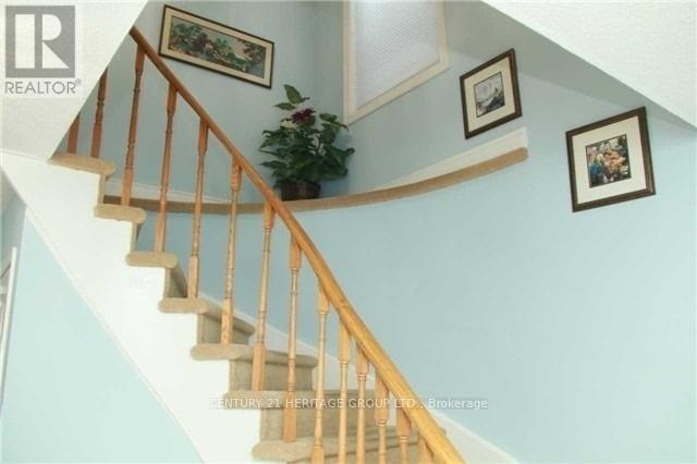 Main - 21 Chloe Crescent, Markham, Ontario  L3S 2H3 - Photo 9 - N12467681