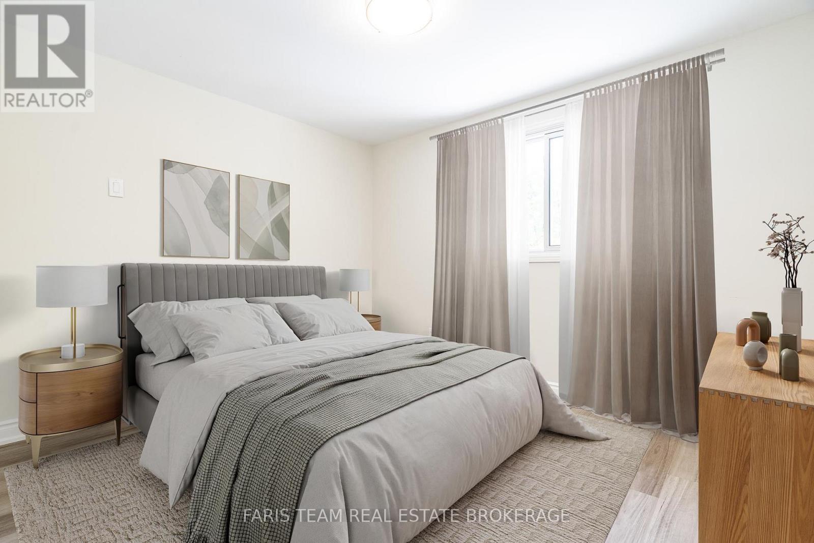 99 Fred Cook Drive, Bradford West Gwillimbury, Ontario  L3Z 1V1 - Photo 18 - N12467740