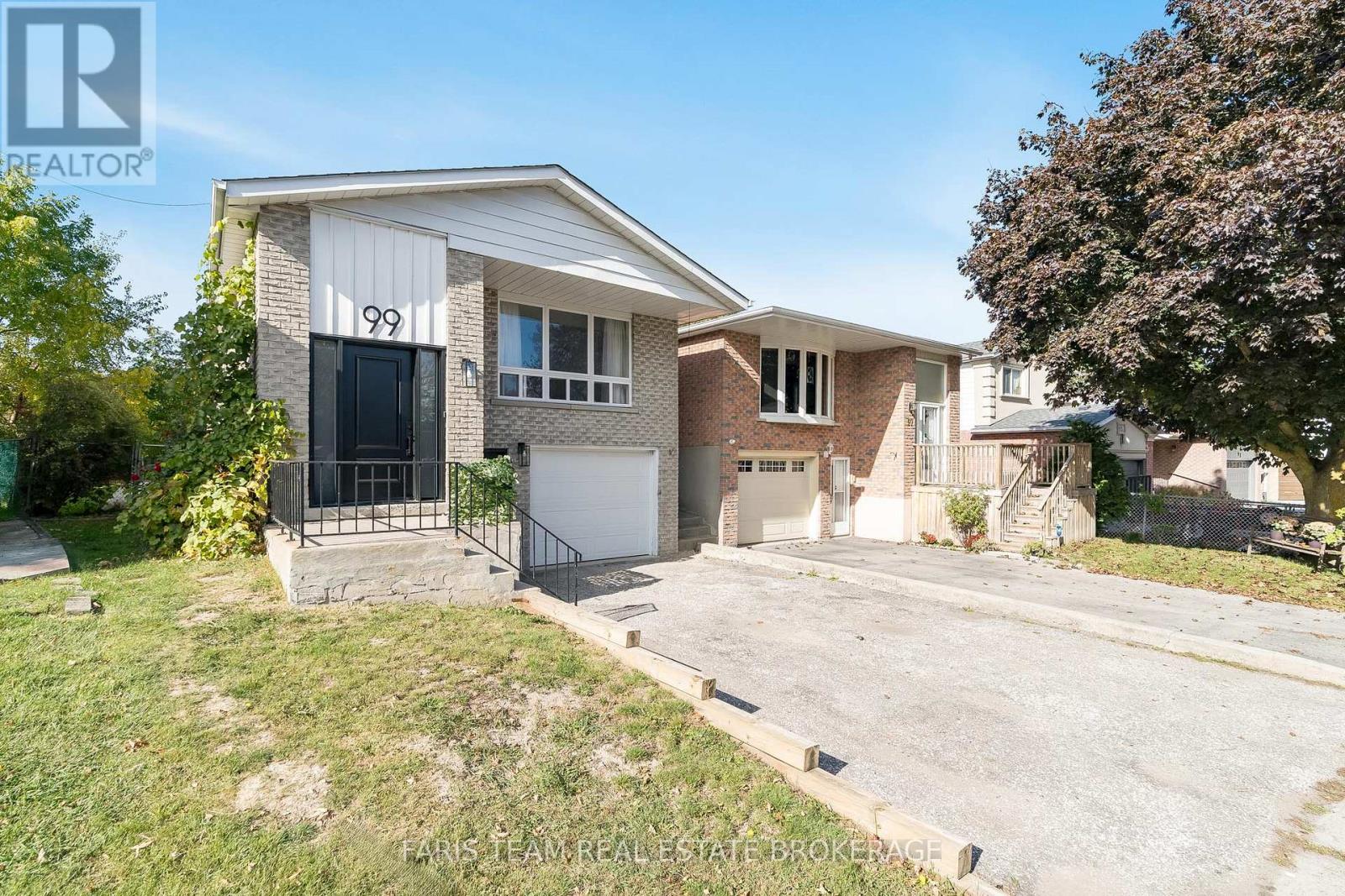 99 Fred Cook Drive, Bradford West Gwillimbury, Ontario  L3Z 1V1 - Photo 3 - N12467740