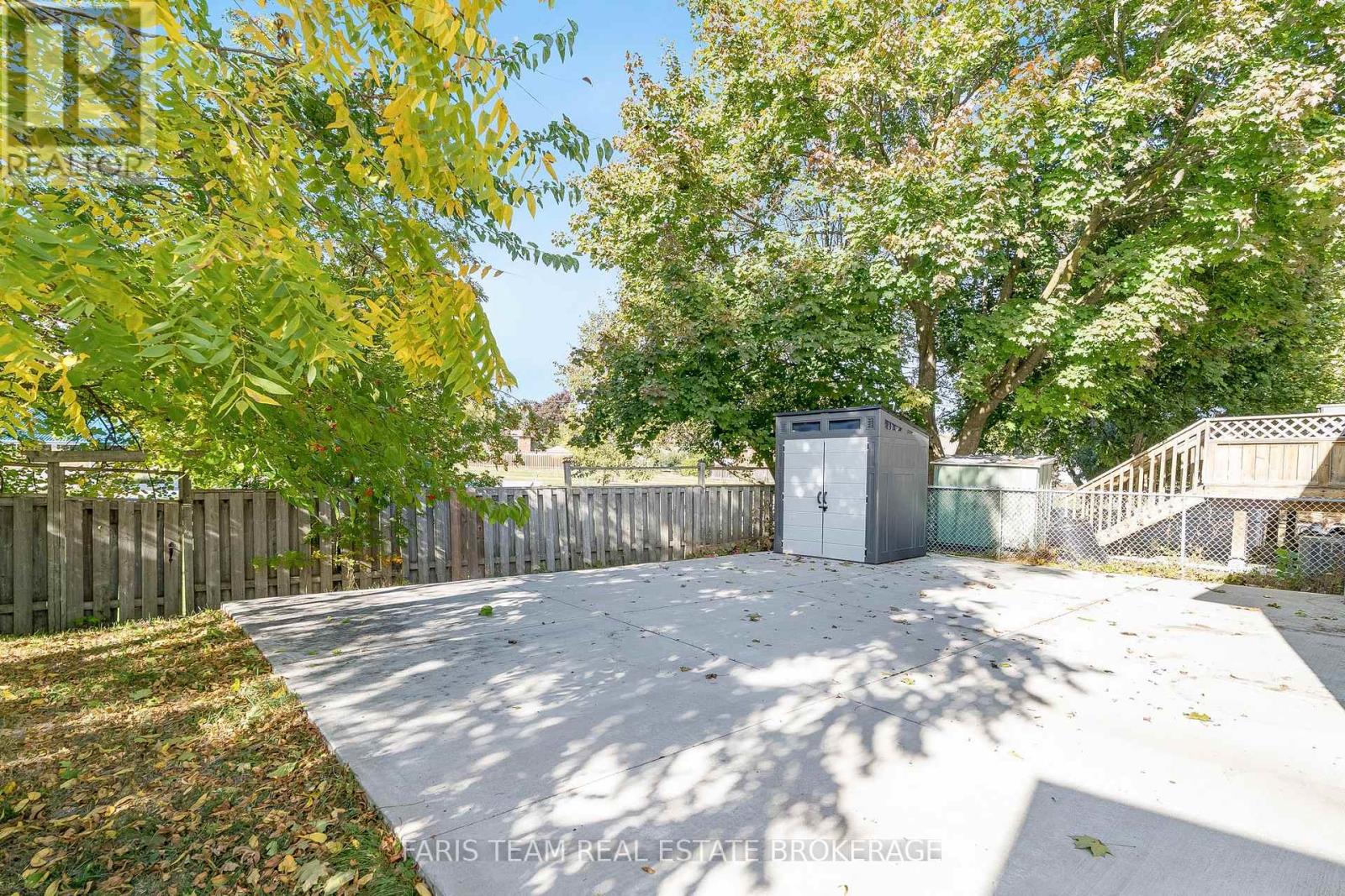99 Fred Cook Drive, Bradford West Gwillimbury, Ontario  L3Z 1V1 - Photo 38 - N12467740