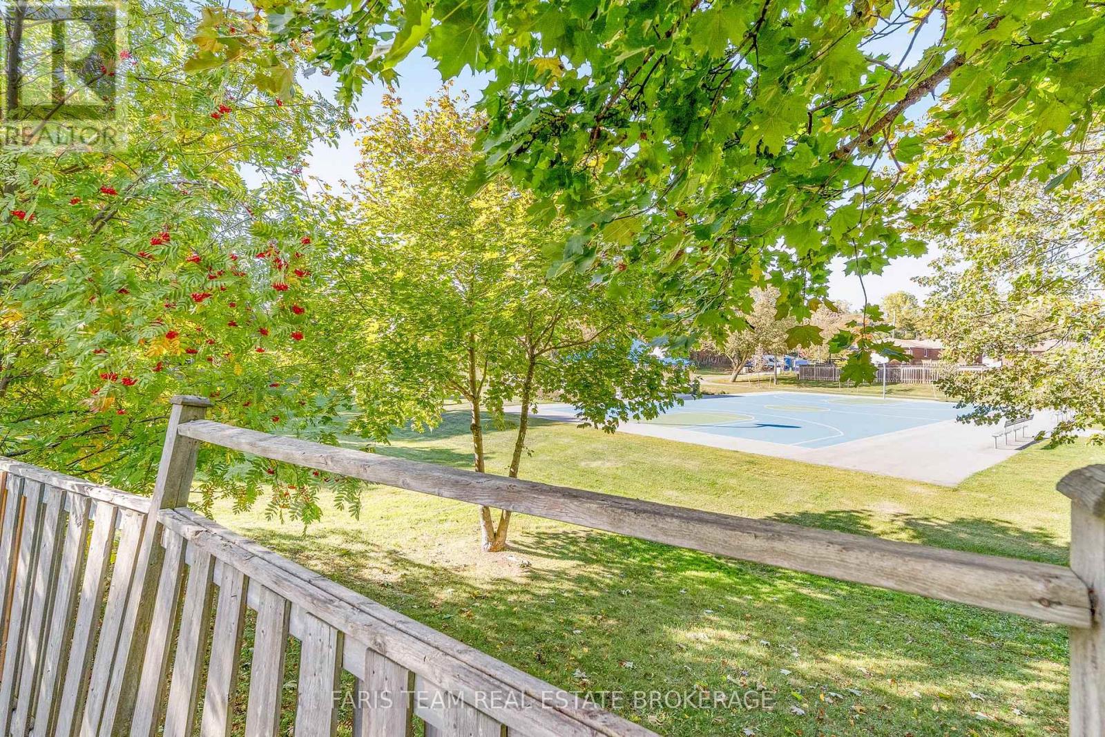 99 Fred Cook Drive, Bradford West Gwillimbury, Ontario  L3Z 1V1 - Photo 40 - N12467740