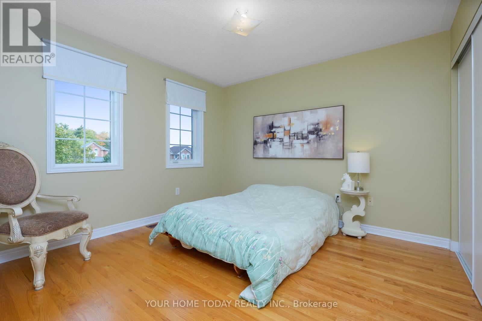 114 Russell Street, Halton Hills, Ontario  L7G 5Z1 - Photo 34 - W12465533