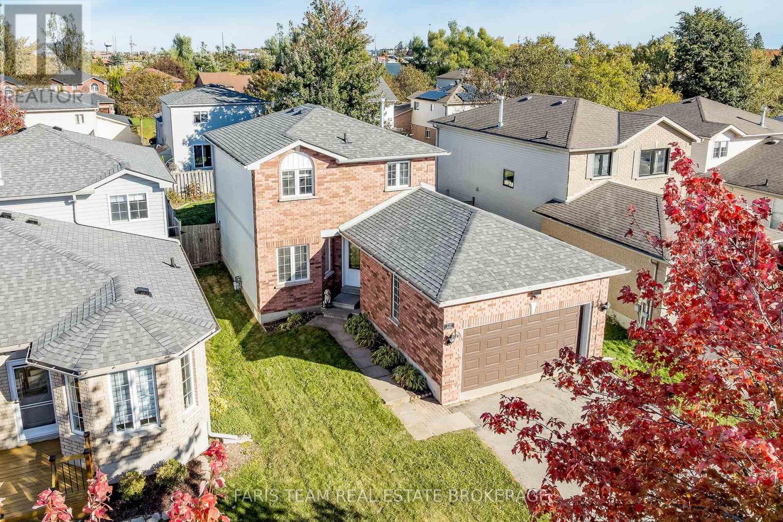 220 Churchland Drive, Barrie, Ontario  L4N 8N7 - Photo 2 - S12467673