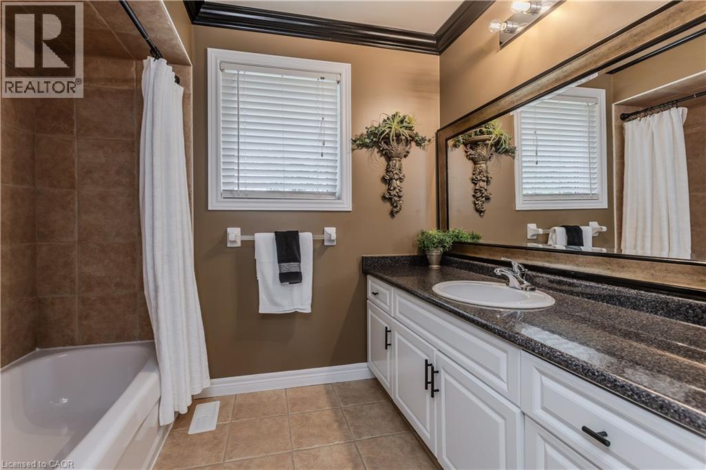 26 Grassyplain Drive, Mount Hope, Ontario  L0R 1W0 - Photo 23 - 40779307