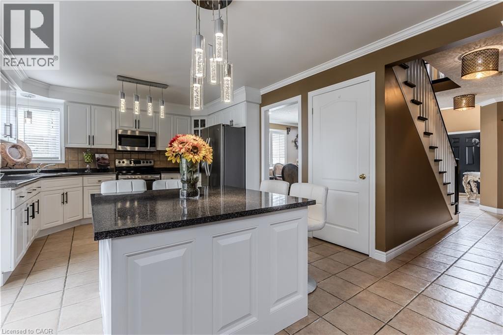 26 Grassyplain Drive, Mount Hope, Ontario  L0R 1W0 - Photo 6 - 40779307