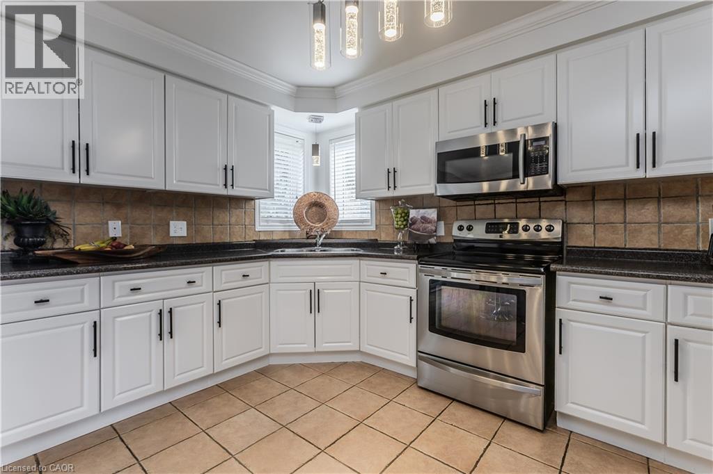 26 Grassyplain Drive, Mount Hope, Ontario  L0R 1W0 - Photo 7 - 40779307