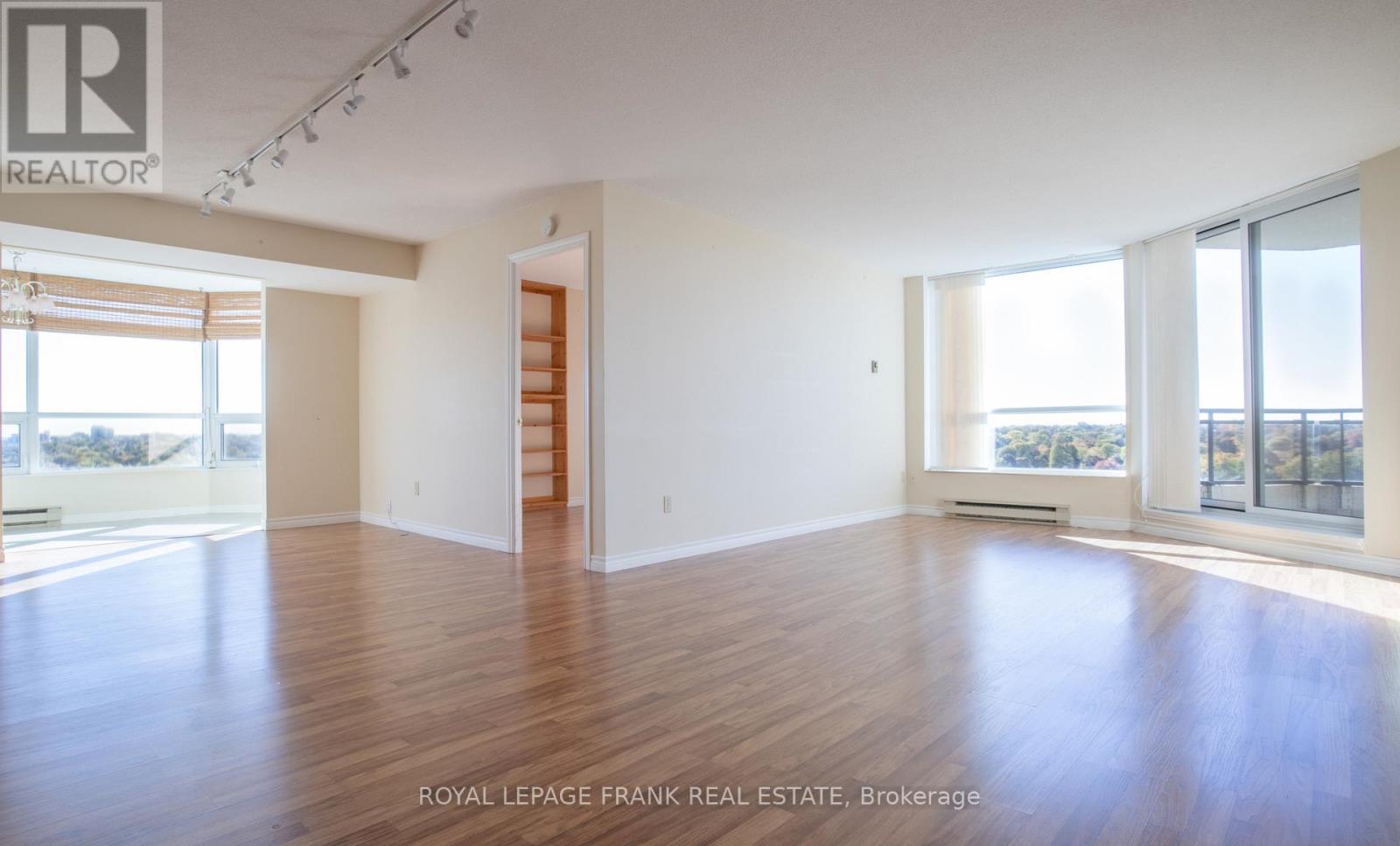 1205 - 700 Wilson Road N, Oshawa, Ontario  L1G 7T5 - Photo 12 - E12467850