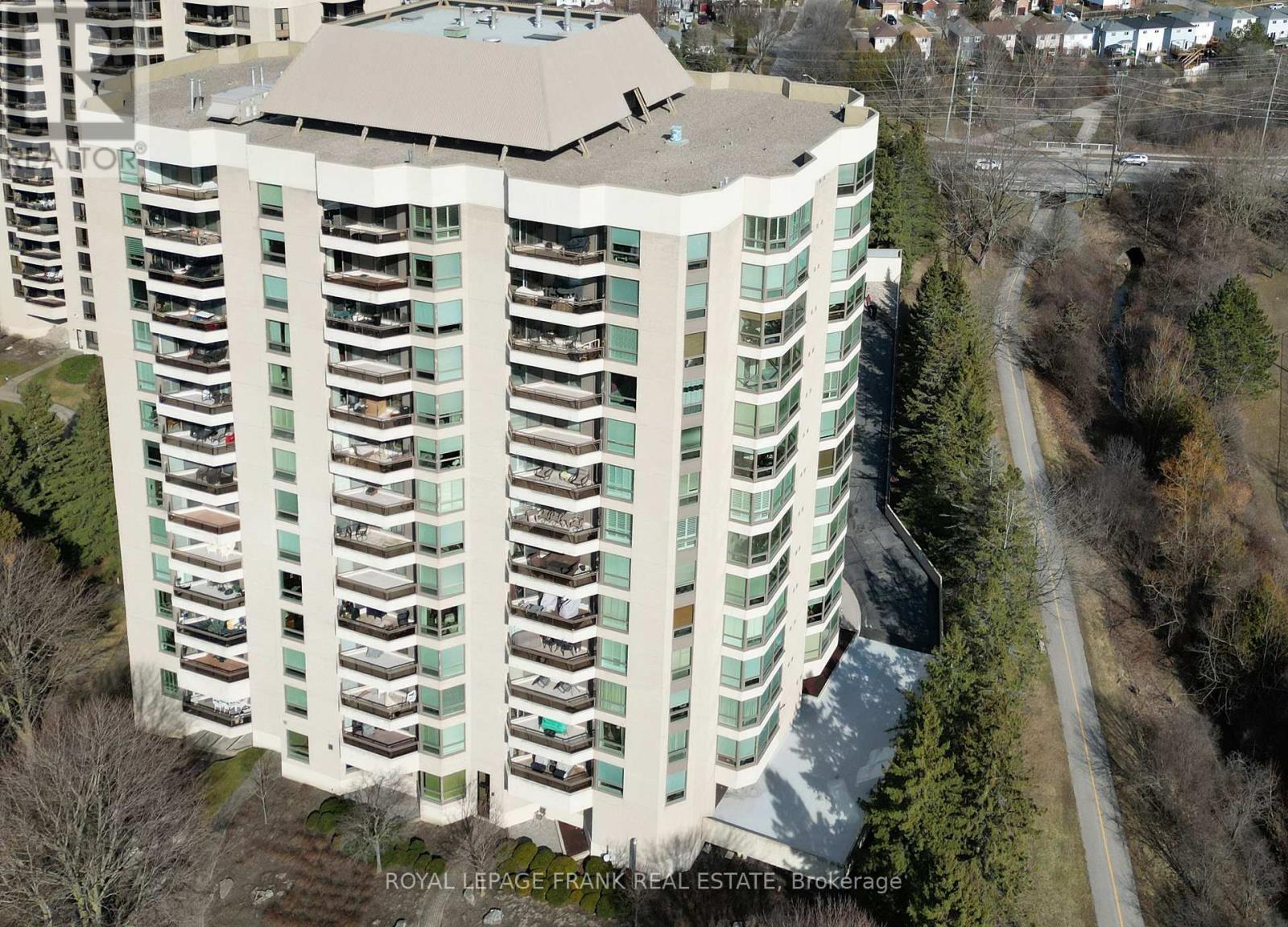 1205 - 700 Wilson Road N, Oshawa, Ontario  L1G 7T5 - Photo 4 - E12467850