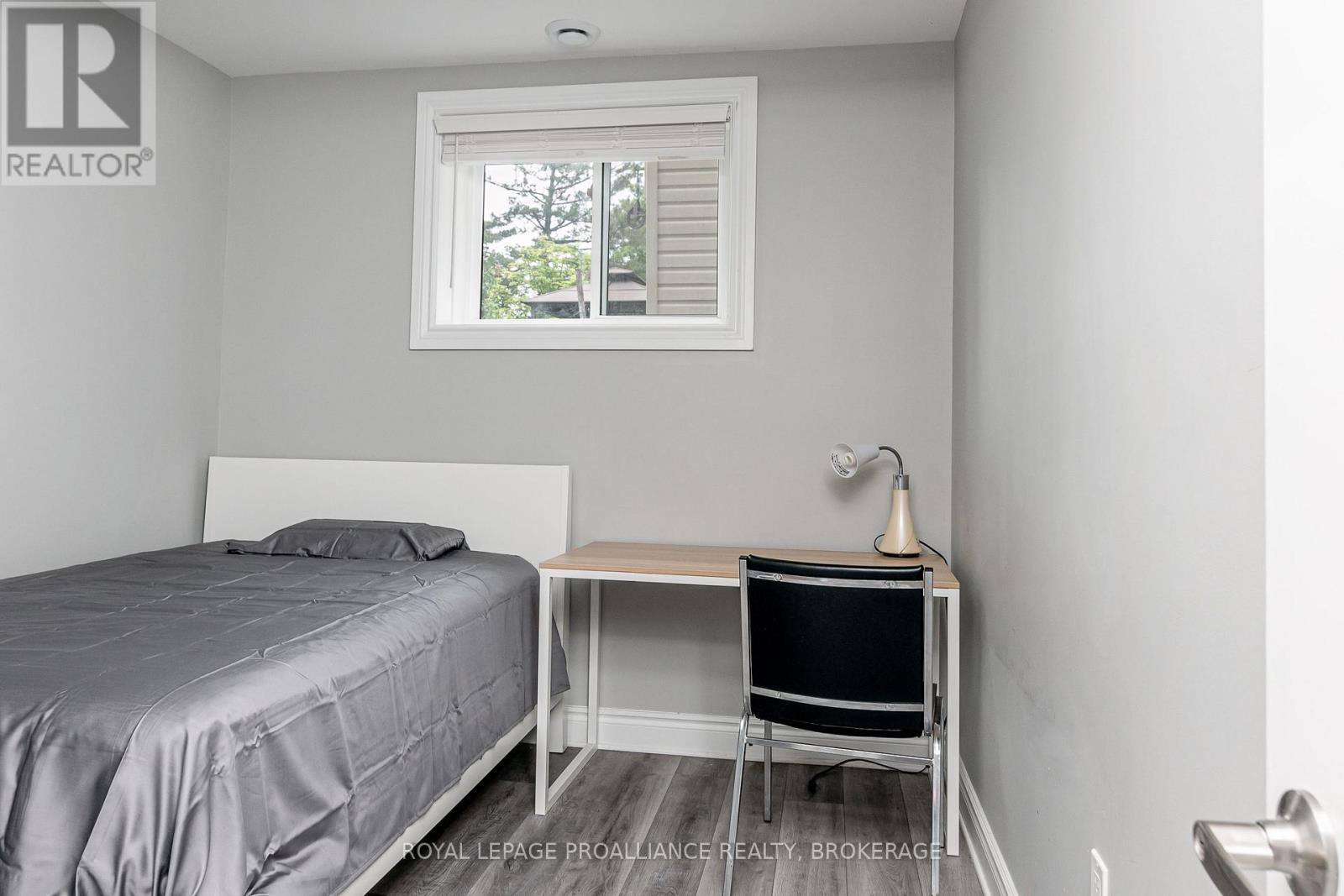39 Ellerbeck Street, Kingston, Ontario  K7L 4H5 - Photo 16 - X12467870