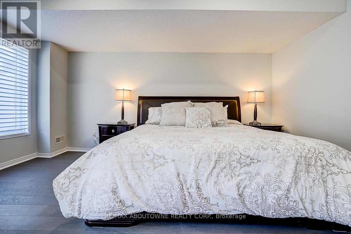56 - 1130 Cawthra Road, Mississauga, Ontario  L5G 4V7 - Photo 42 - W12467630