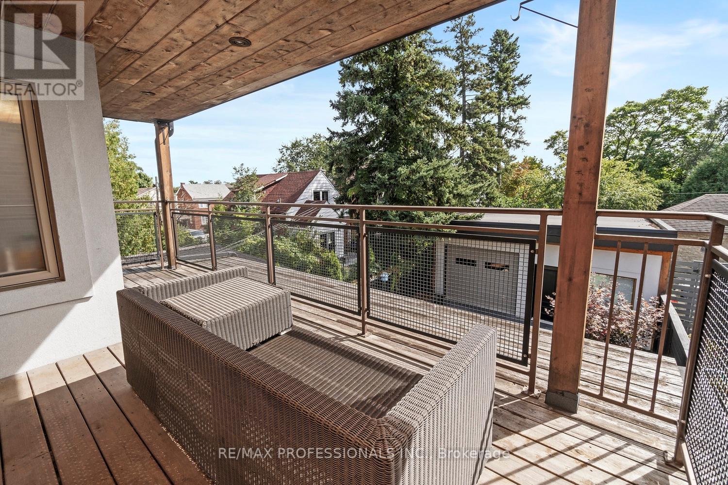 71 Morningside Avenue, Toronto, Ontario  M6S 1C8 - Photo 20 - W12467641