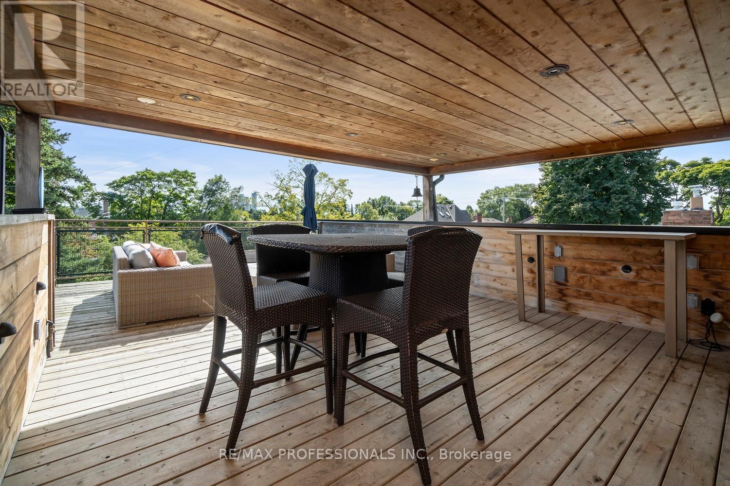 71 Morningside Avenue, Toronto, Ontario  M6S 1C8 - Photo 35 - W12467641