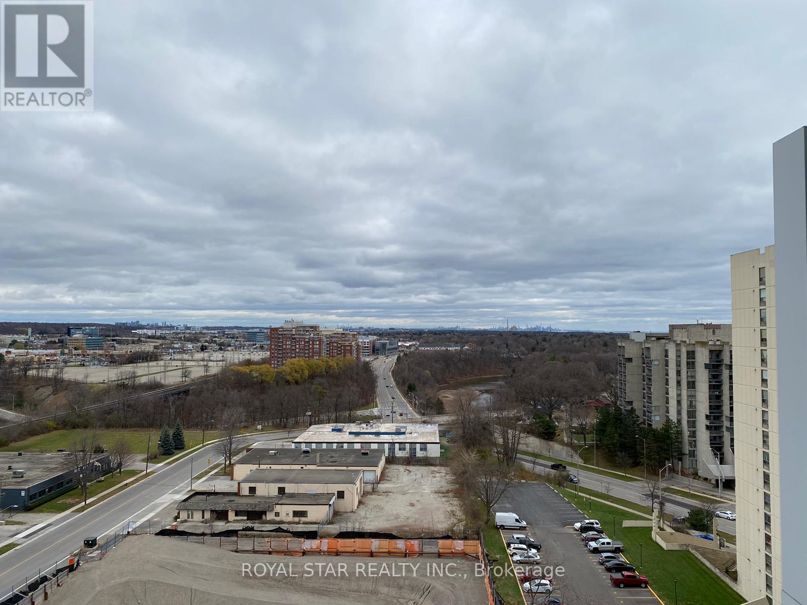 1204 - 65 Speers Road, Oakville, Ontario  L6K 0J1 - Photo 2 - W12467652