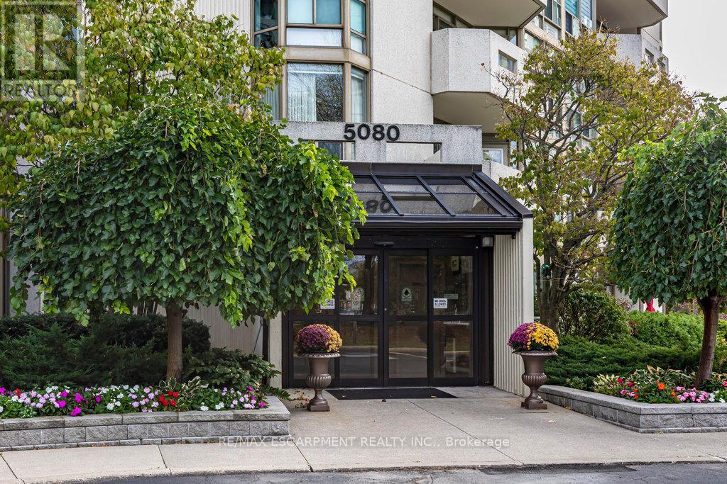 209 - 5080 Pinedale Avenue, Burlington, Ontario  L7L 5V7 - Photo 2 - W12467669