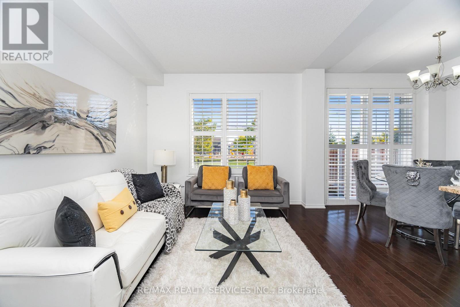 27 Sussexvale Drive, Brampton, Ontario  L6R 3S1 - Photo 17 - W12467691
