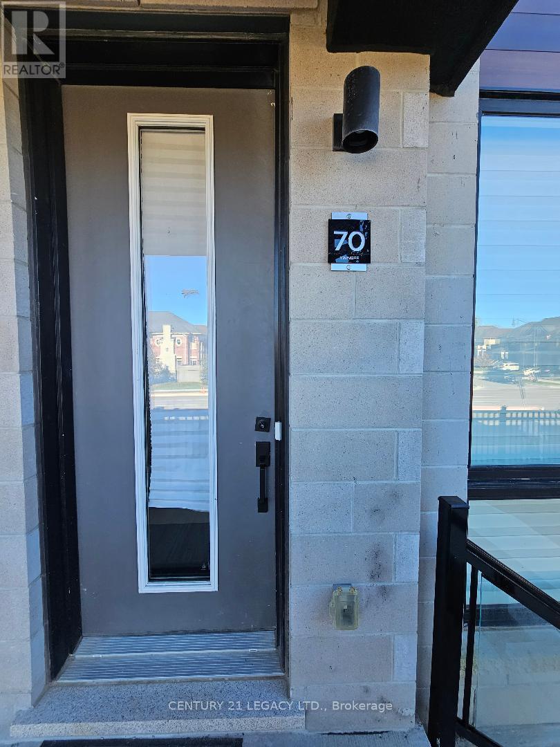 70 - 80 Knotsberry Circle, Brampton, Ontario  L6Y 6G1 - Photo 2 - W12467695