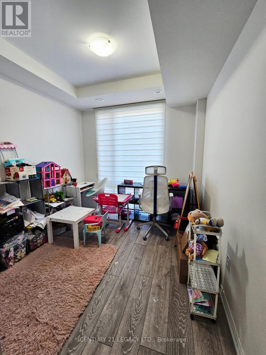 70 - 80 Knotsberry Circle, Brampton, Ontario  L6Y 6G1 - Photo 9 - W12467695