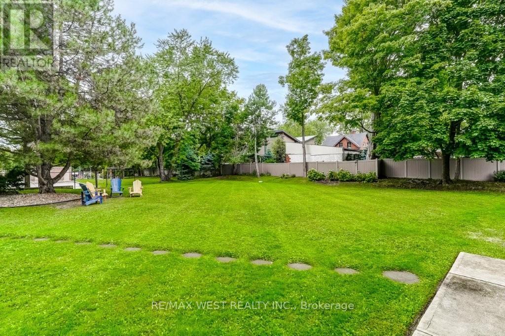 707 - 1237 North Shore Boulevard E, Burlington, Ontario  L7S 2H8 - Photo 35 - W12467696