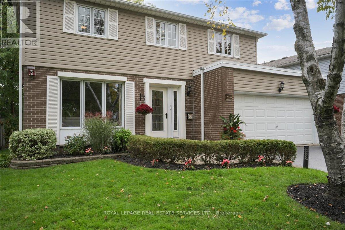 2340 Homelands Drive, Mississauga (Sheridan), Ontario  L5K 1G6 - Photo 3 - W12467706