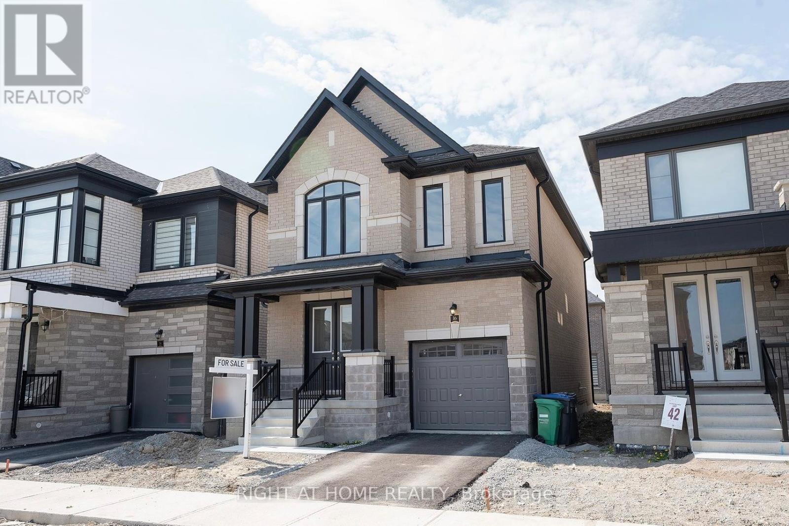 16 Vincena Road, Caledon, Ontario  L7C 4M3 - Photo 3 - W12467726