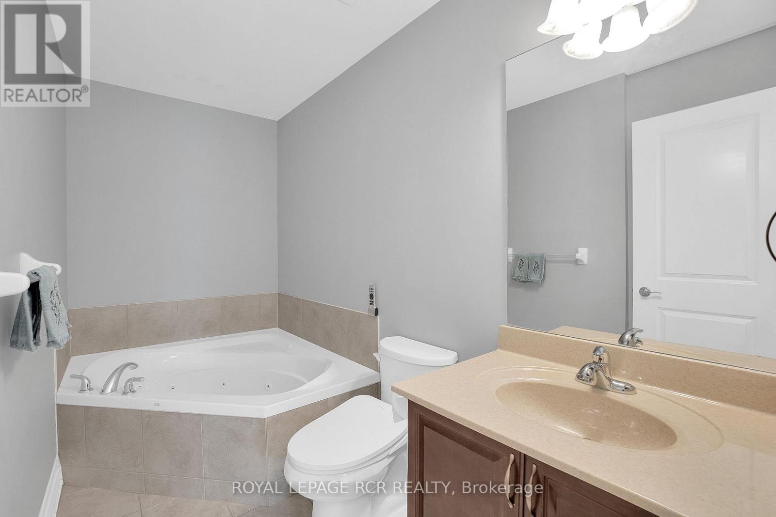 403 - 60 Ann Street, Caledon, Ontario  L7E 4G5 - Photo 15 - W12467729